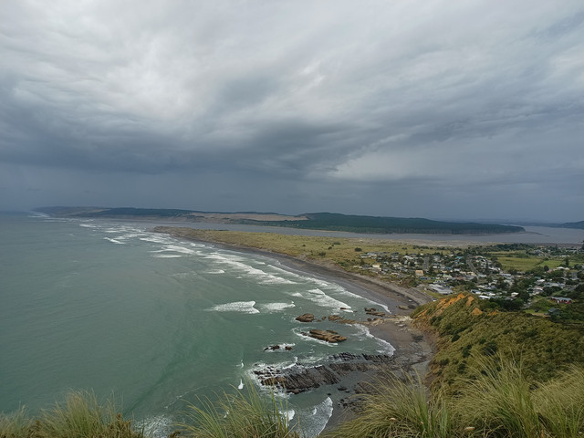 Port Waikato beach
